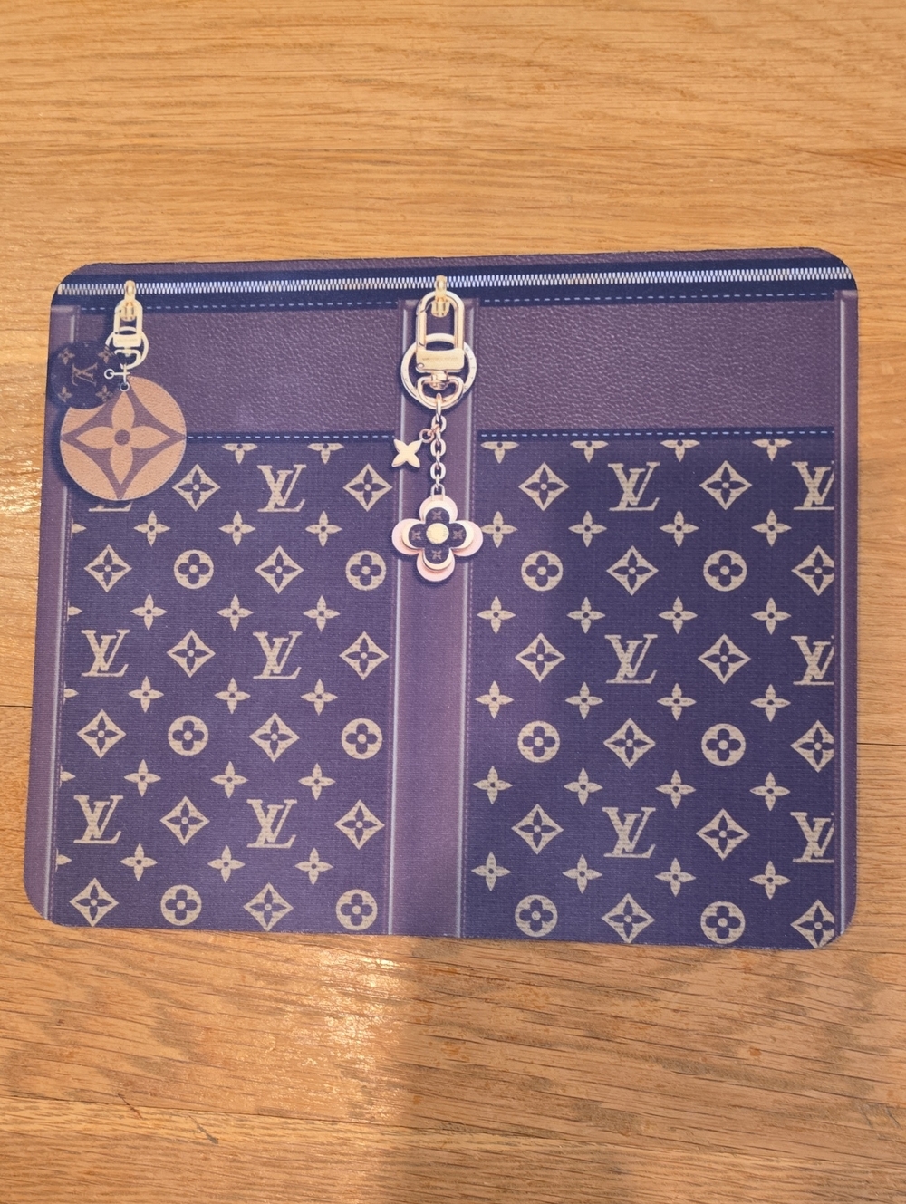 LV Mouse Pad & Car Coaster Set - Picture 2 of 7